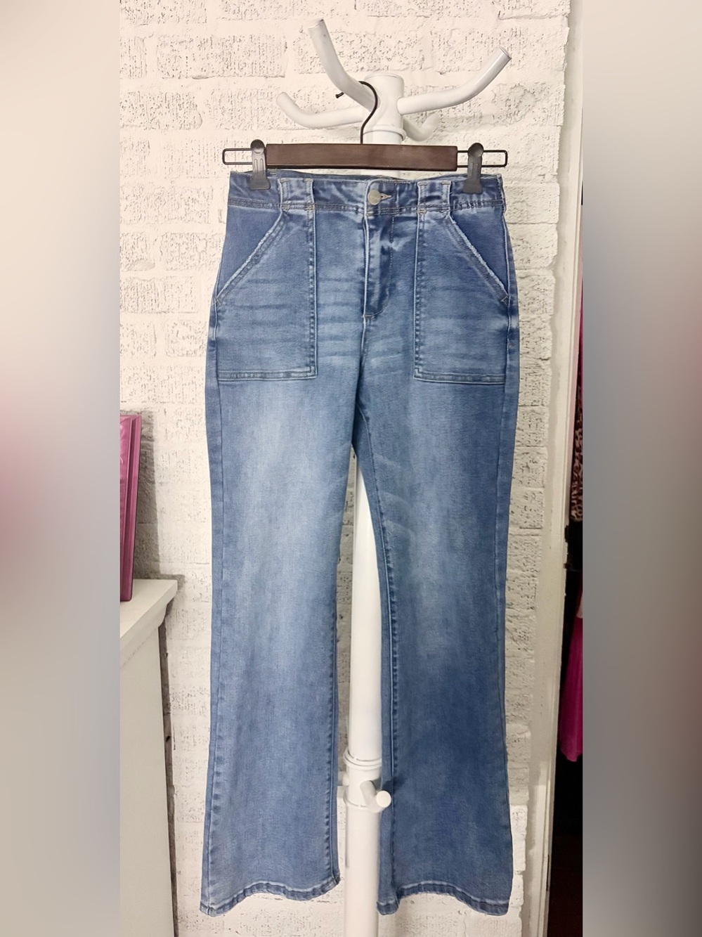 Risen High-Rise Ankle Flare Patch-Pocket Jeans — Medium Blue Sz 1/25 - Picture 5 of 9